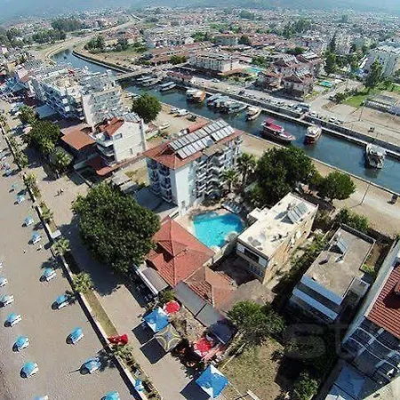 فندق ماكري بيتش 3*