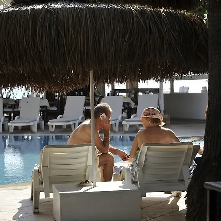 Makri Beach 3*