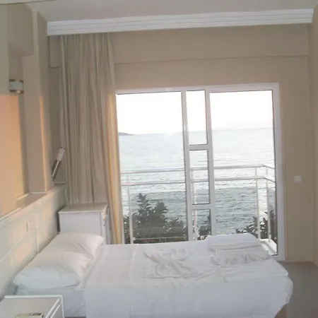 Otel Makri Beach