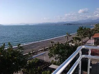 Makri Beach מלון 3*