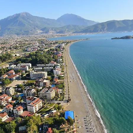 Makri Beach Otel 3*