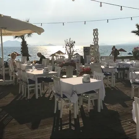 Otel Makri Beach 3*